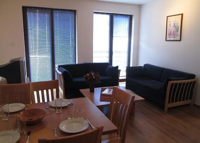 Gramadeto Complex Alexander Services